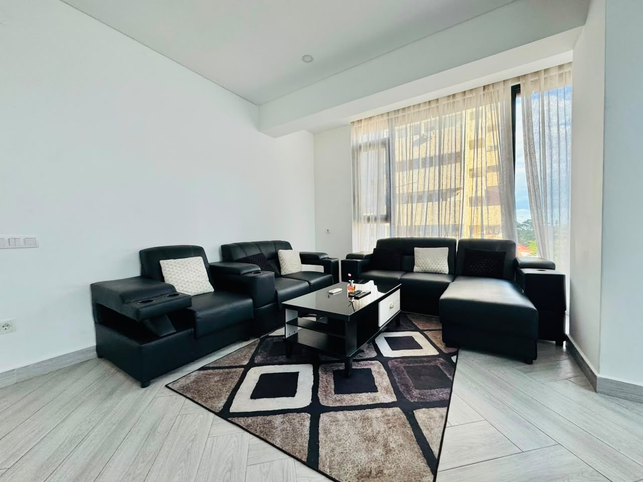 Apartamento T2 Toprak — Polana, Maputo