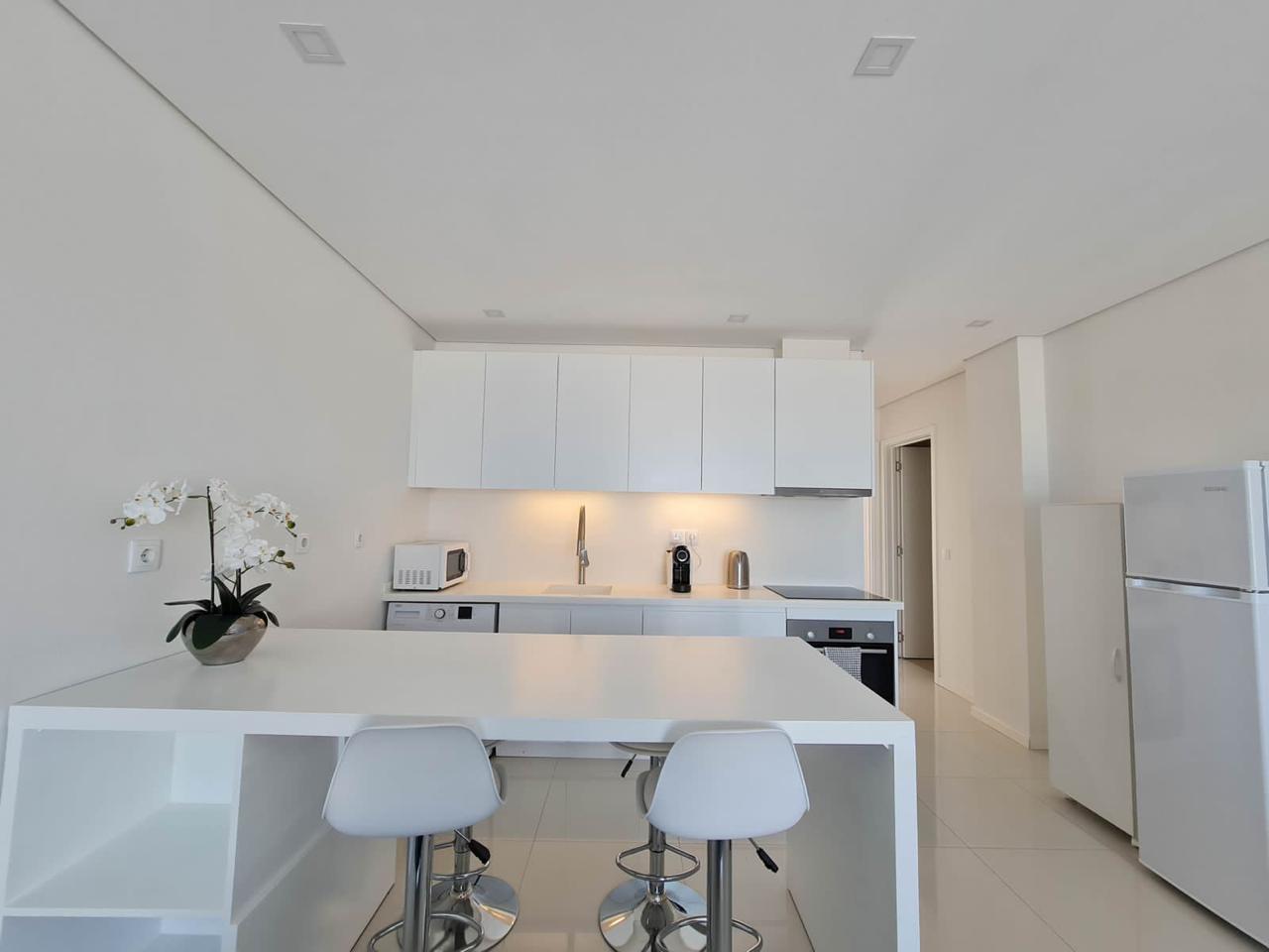 Vende-se fabuloso apartamento super luxuoso, completamente mobilado na Sommerschield 2 Penthouse — Sommerschield II, Maputo