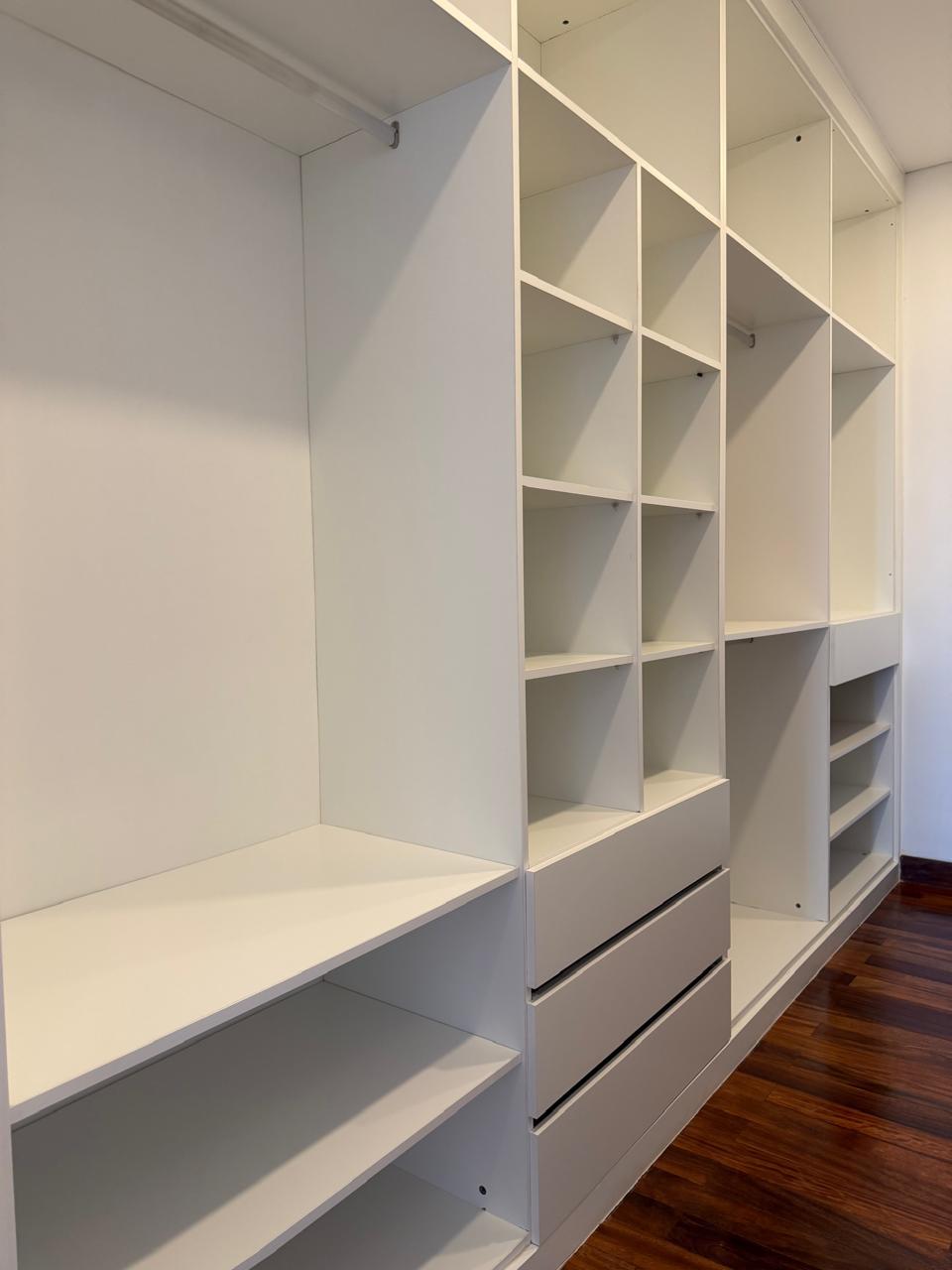 Apartamento T4 Luxuoso com Vista para o Mar no Aura Residence — Sommerschield II, Maputo