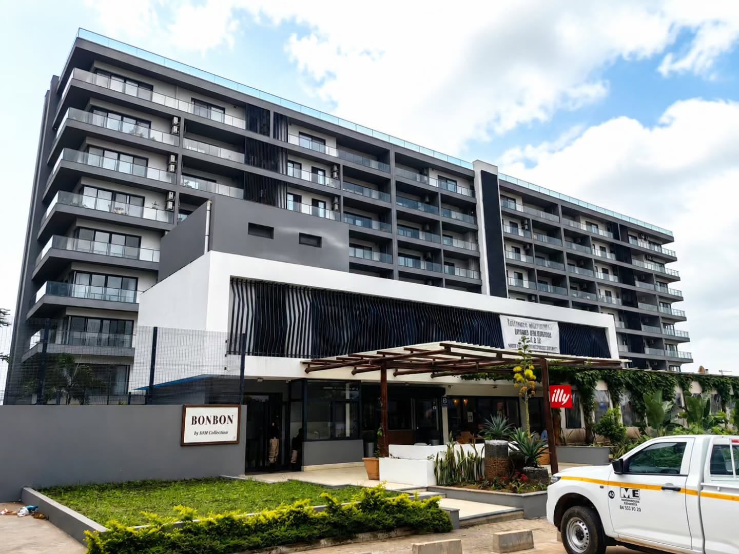 Arrenda-se Apartamento T3 Condominio Palmar